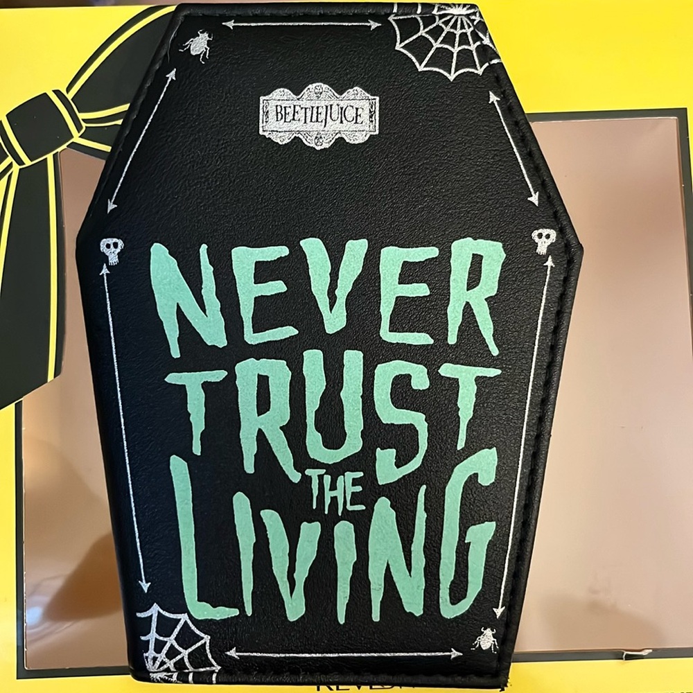 Hot Topic Beetlejuice Card Holder